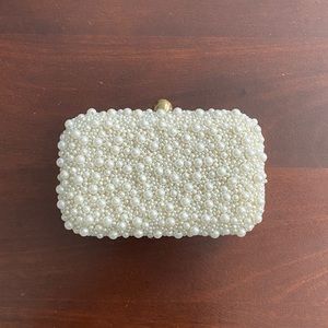 NWOT From St. Xavier faux pearl clutch